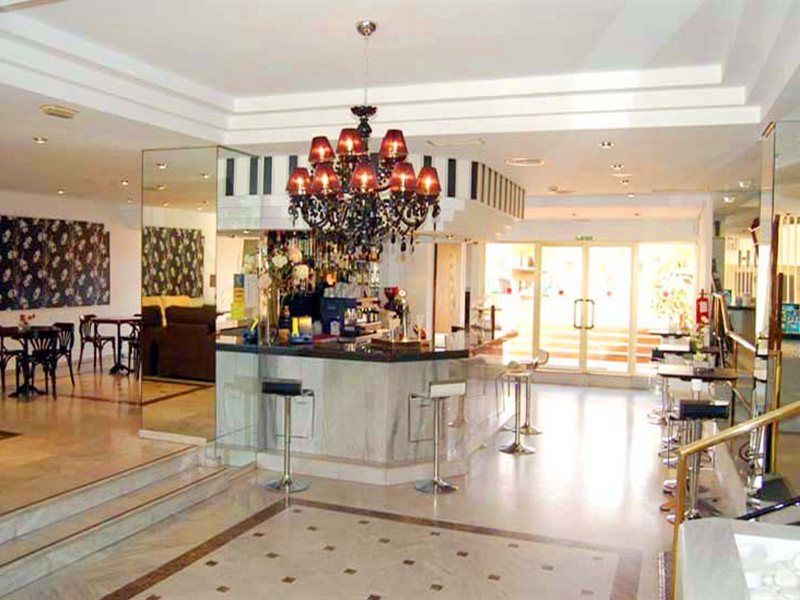 El Faro Hotel 3*