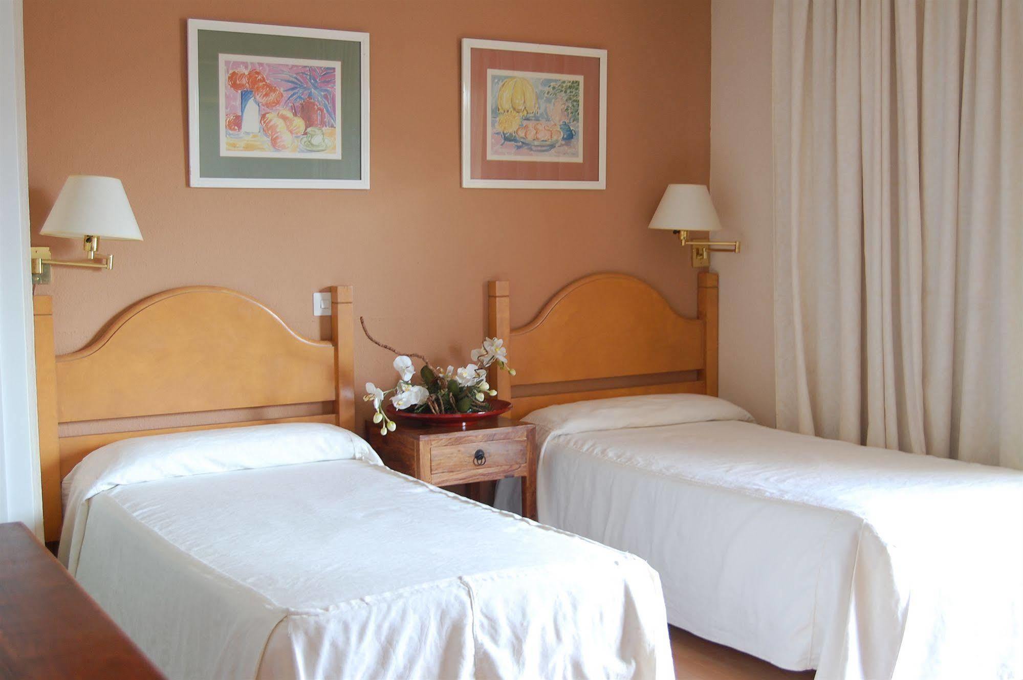 El Faro Hotel