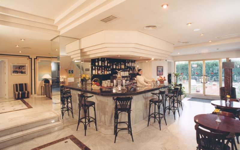 El Faro Hotel